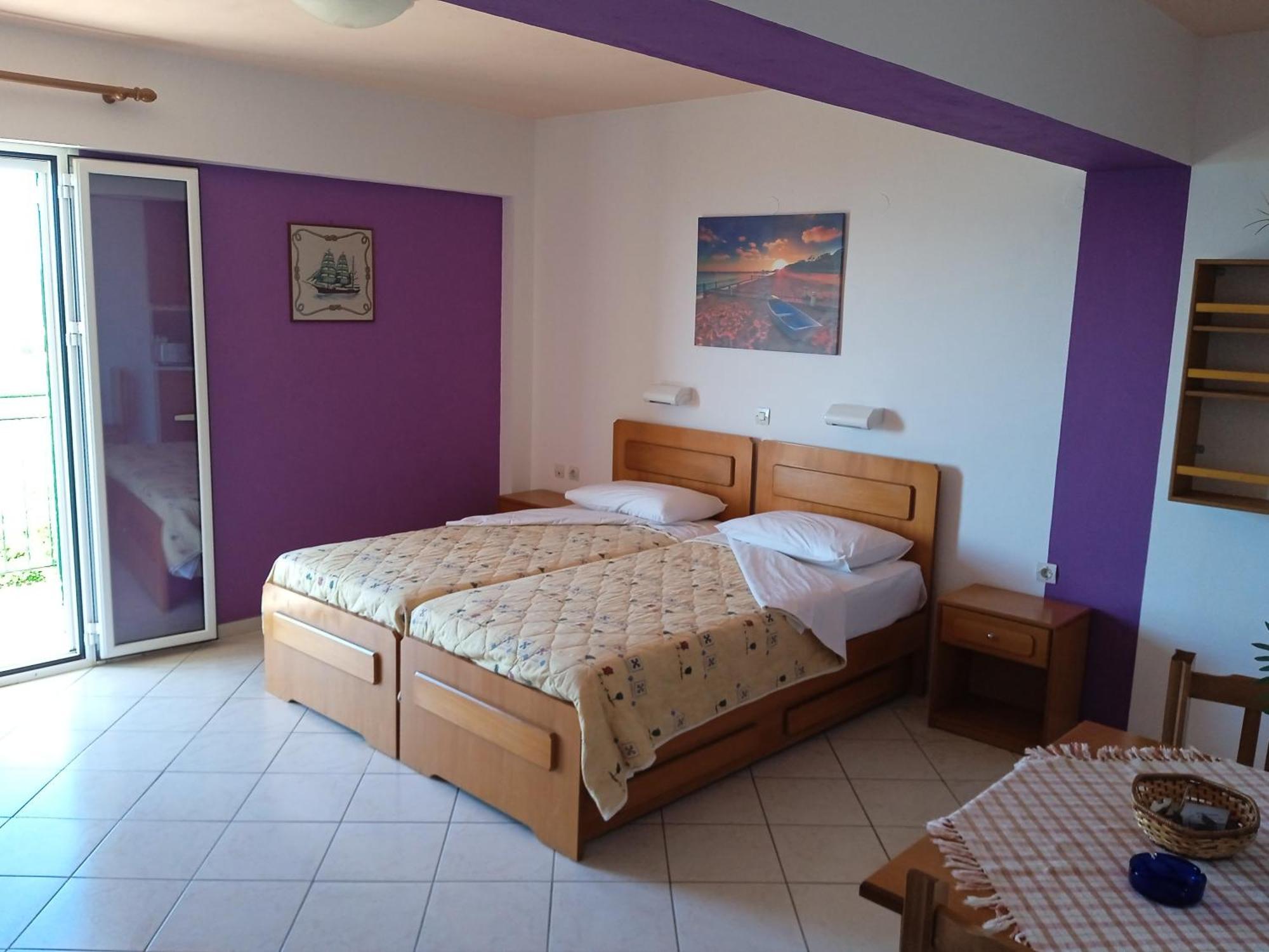 Apsedes Apartment *