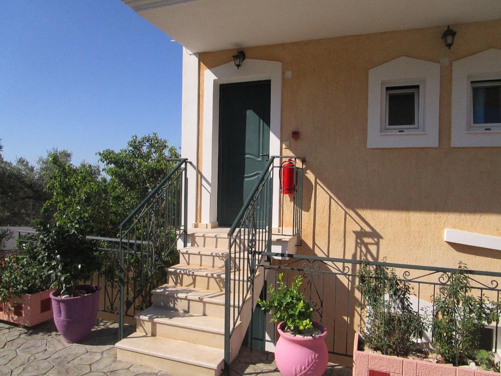 Apsedes Apartment
